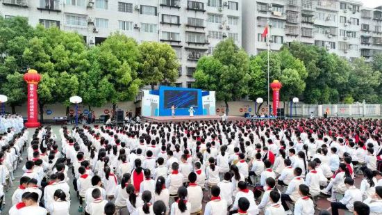 老河口市小学最新动态报道